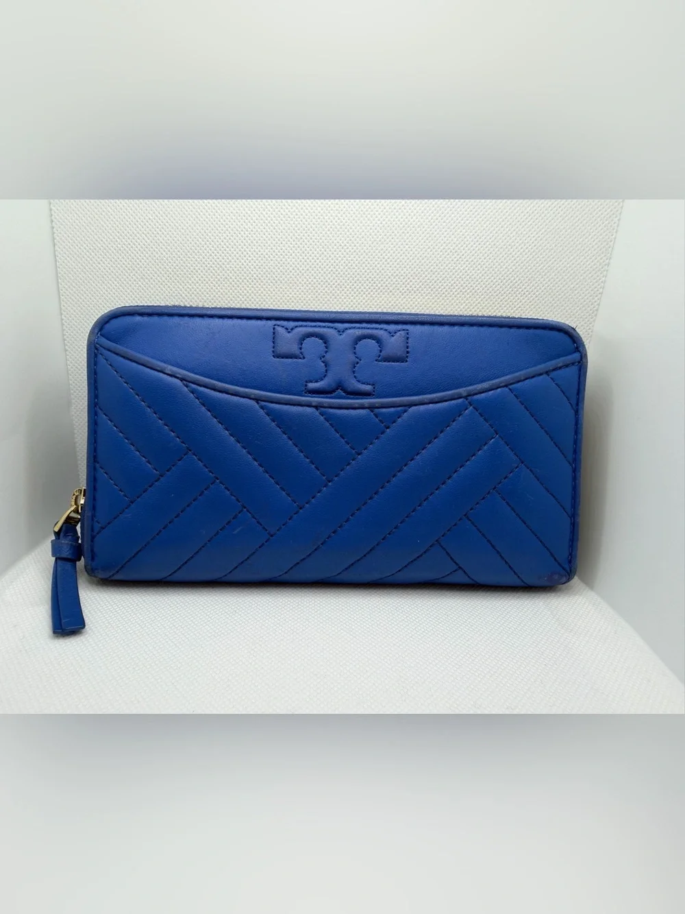 Tory Burch Cobalt Quilted Zip Wallet